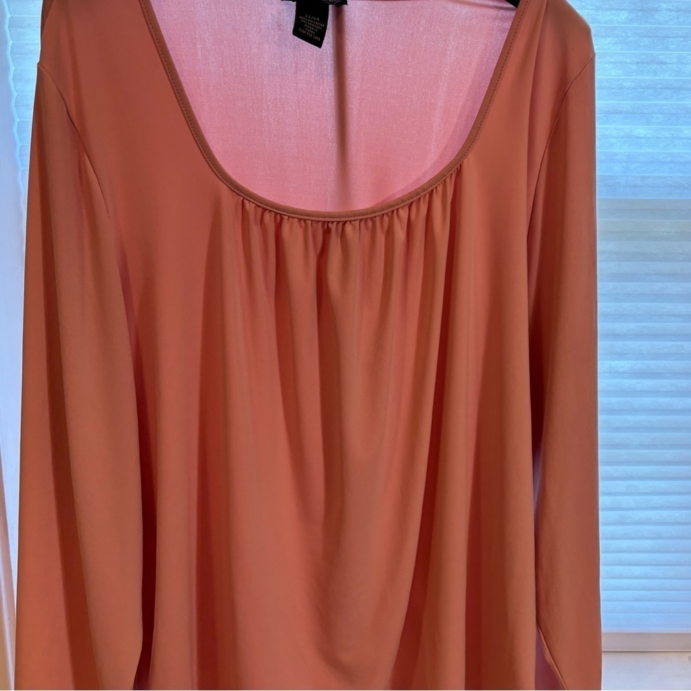 Venezia Jeans clothing co Elegant Mauve Women's Blouse - Picture 4 of 8